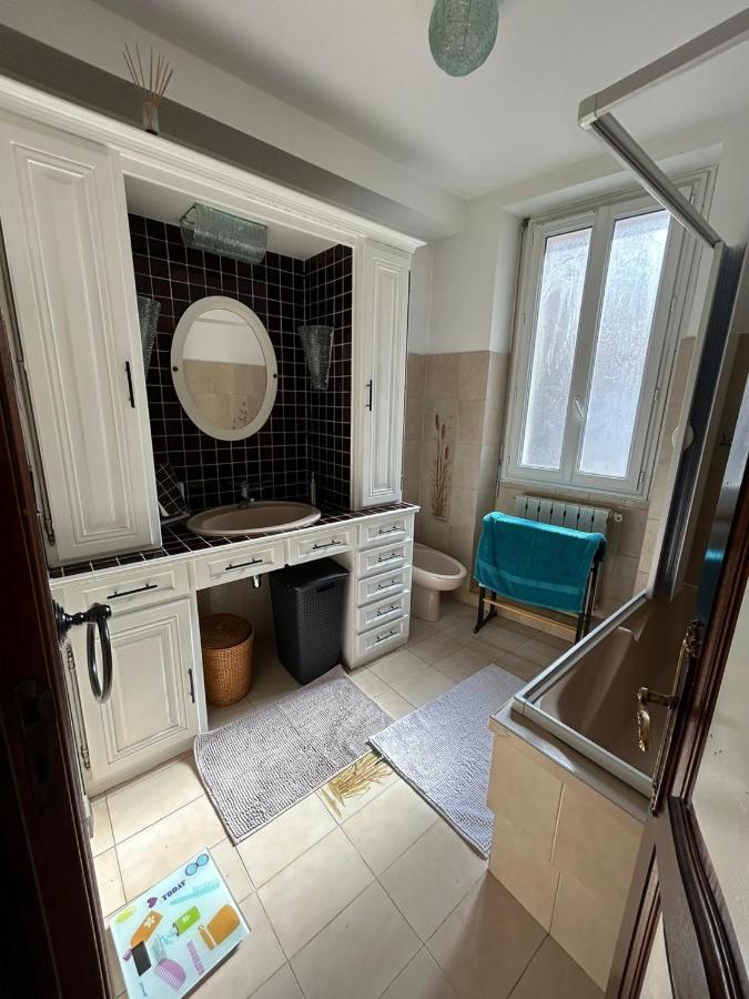 Bed And Breakfast Chez L'Habitant 马赛 外观 照片